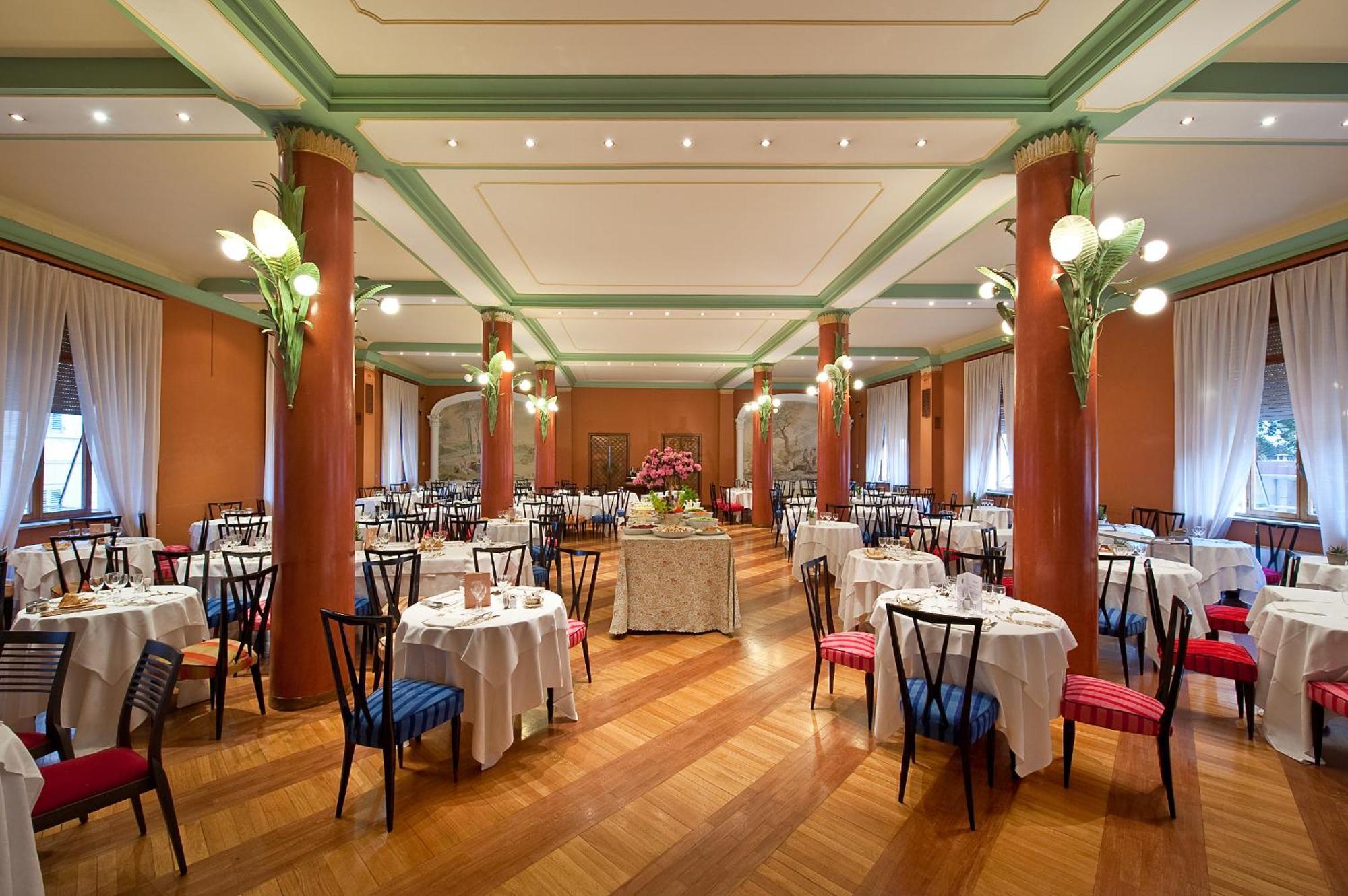 Grand Hotel Nizza Et Suisse مونتيكاتيني تيرمي المظهر الخارجي الصورة